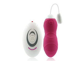 12 Frequency Rechargeable Vibrating Egg Magenta
