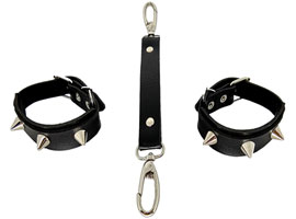 Algemas Hard com Spikes Prateados
