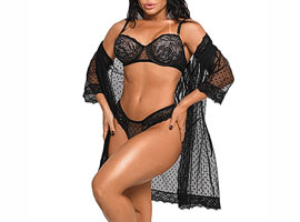 Conjunto de Renda com Sutiã, Calcinha e Robe Preto